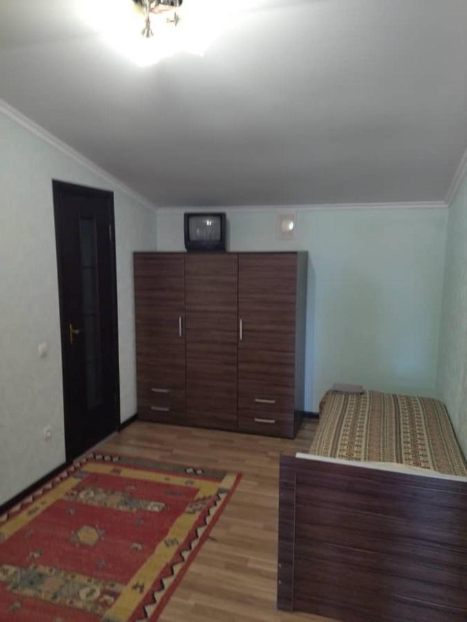 Hotel Gostinyi Dvor Bosteri Exterior foto