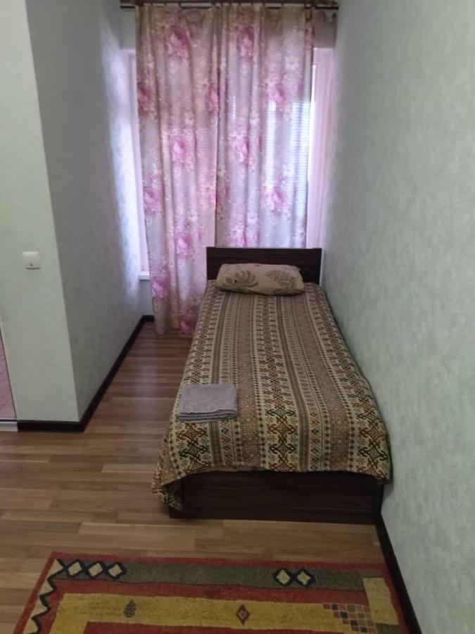 Hotel Gostinyi Dvor Bosteri Exterior foto