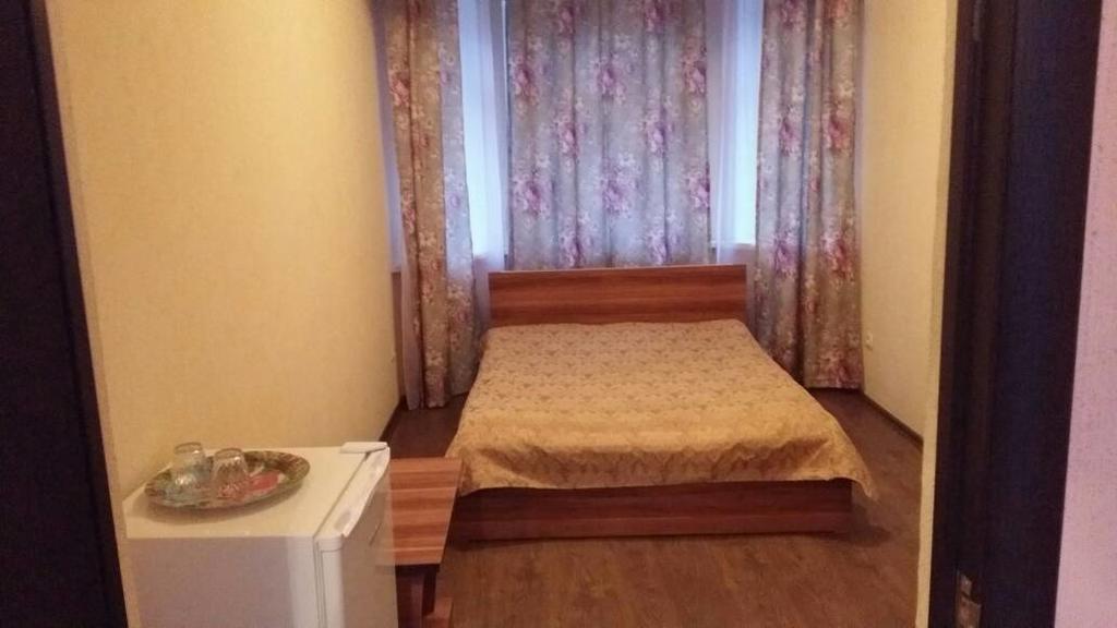 Hotel Gostinyi Dvor Bosteri Exterior foto